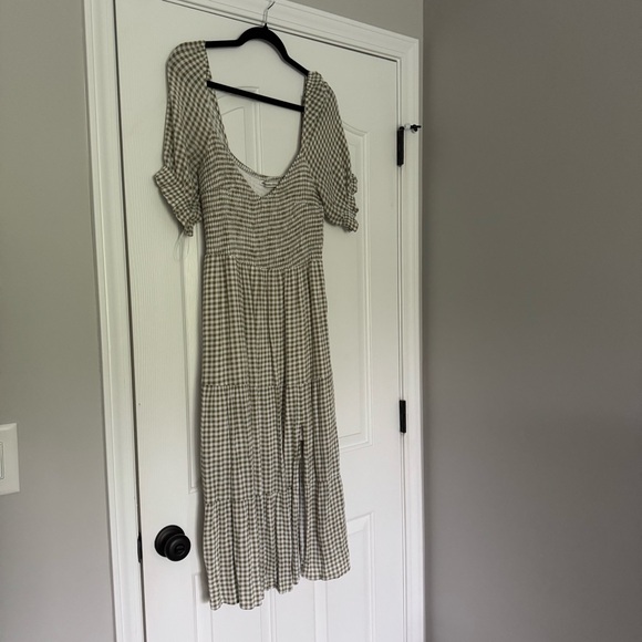 Abercrombie & Fitch Green Checkered Midi Dress - Picture 2 of 4